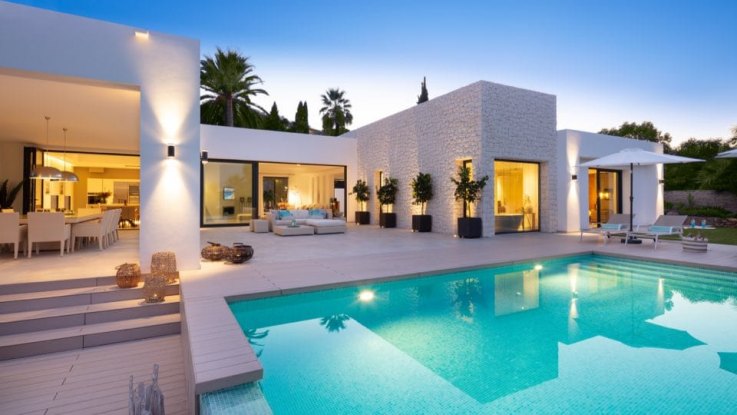 Modern villa new